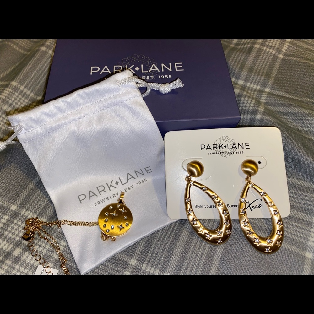 Park Lane necklace and matching earrings